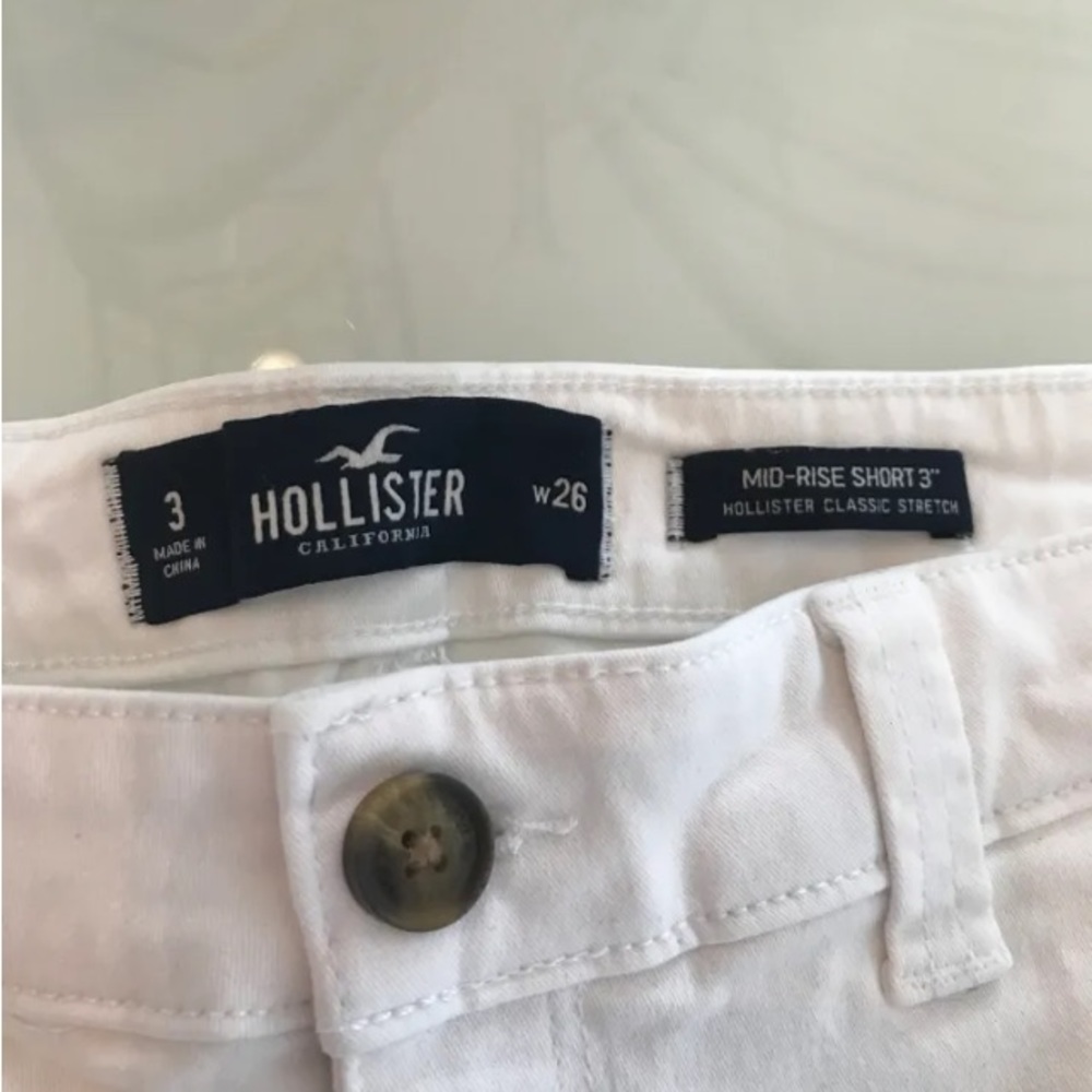 Short Hollister - Picture 2 of 3